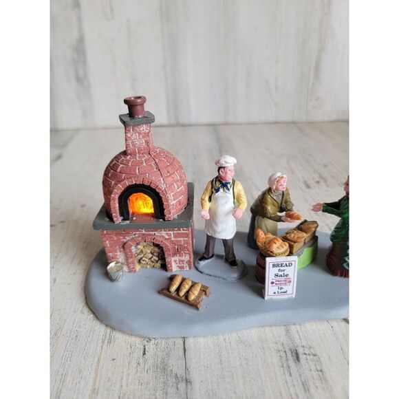 Lemax Bread bakers light up Village accessory Xmas - Picture 2 of 8
